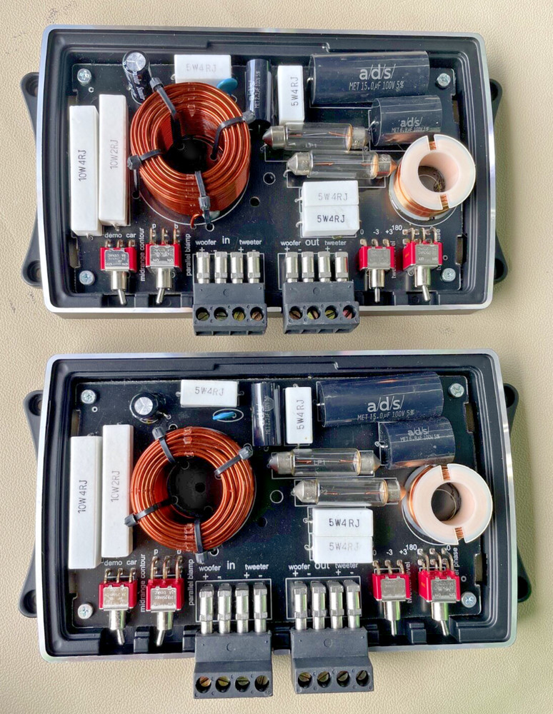 Old School A/D/S 346CS Crossover Pair, Display Unit