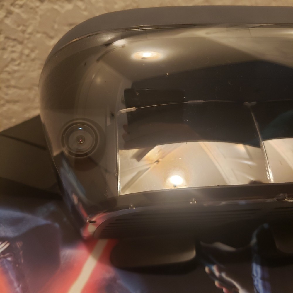 Lenovo -Star Wars- Jedi Challenges Virtual Reality With Box