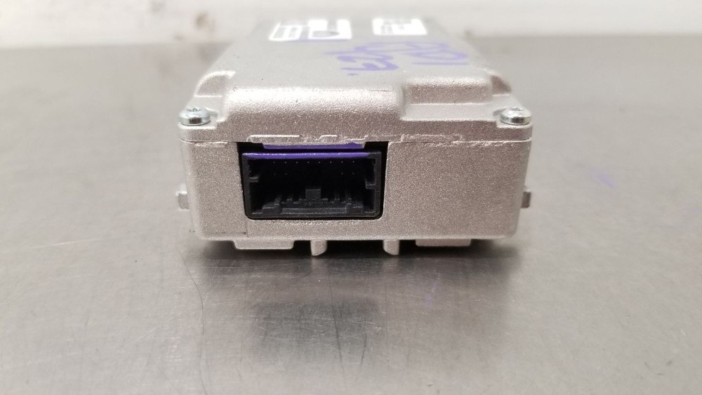 21 DODGE DURANGO FRONT VIEW WINDSHIELD MOUNTED CAMERA 68495638AC