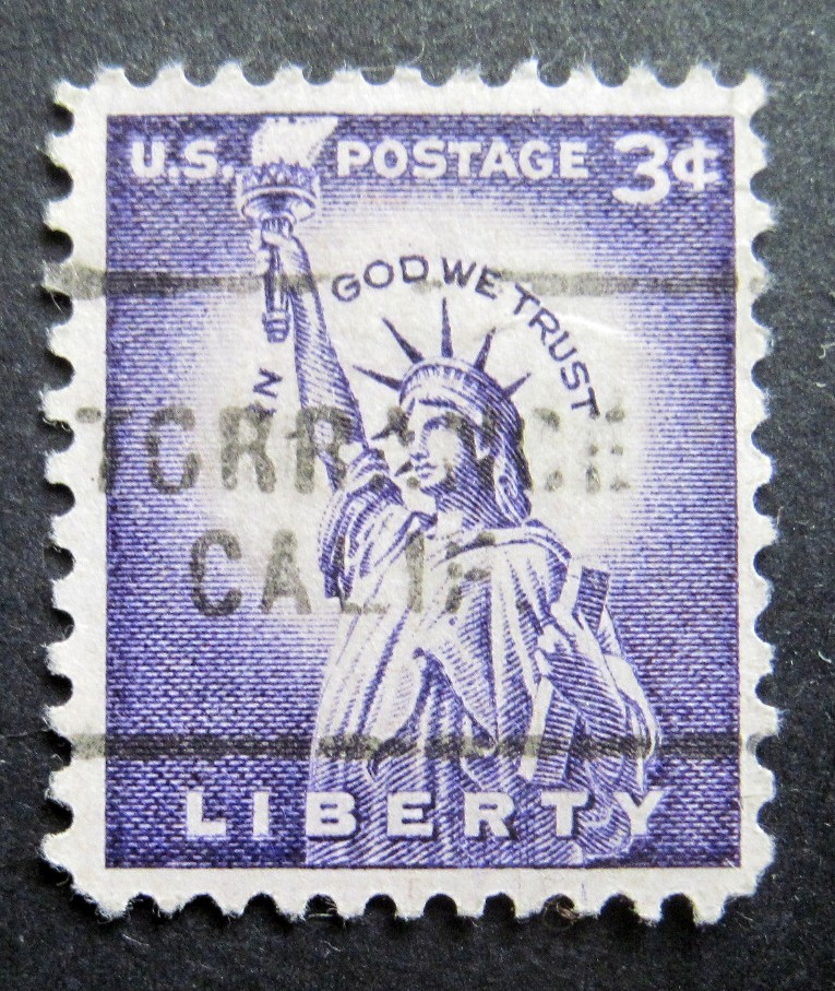 Sc # 1035 ~ 3 cent Liberty Issue, Precancel, TORRANCE CALIF. (ba8)