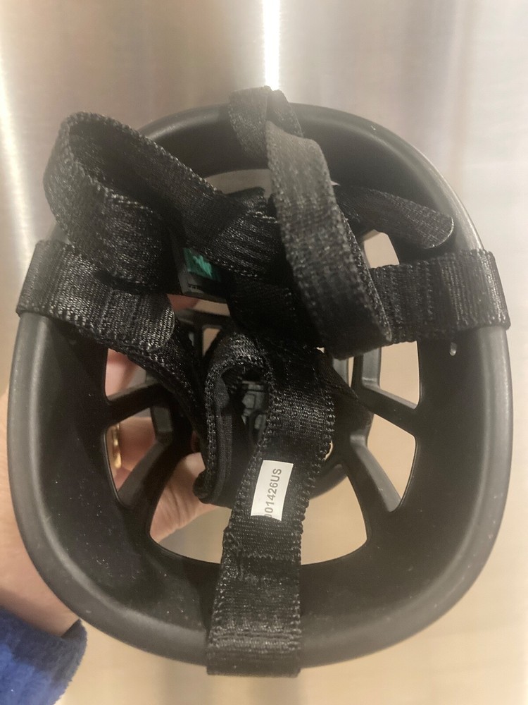 NIB Baskerville Ultra Muzzle Size 5 Black Treat Friendly Collar Loop & Headstrap