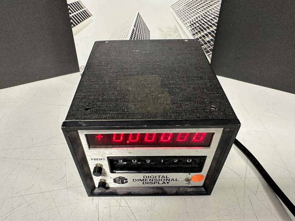 DIGITAL DIMENSIONAL DISPLAY Model 280-4 #N796