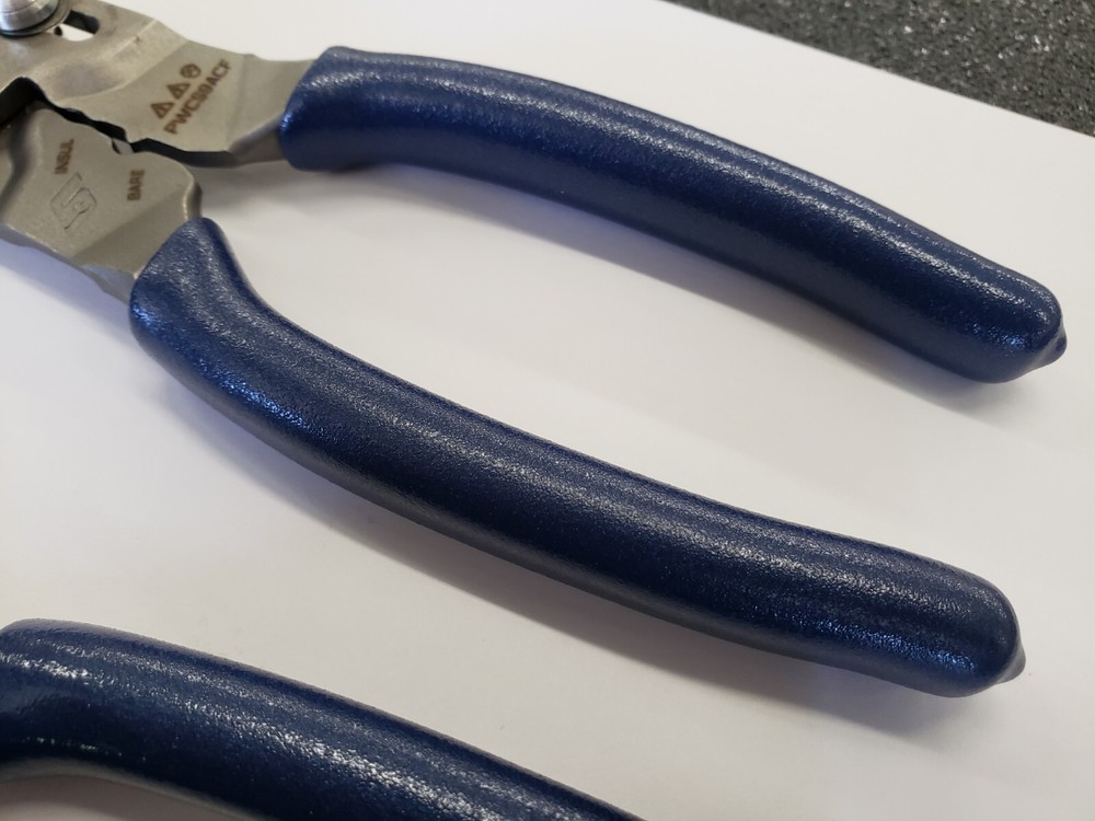 Snap-on Tools POWER BLUE 2pc Soft Grip 7" & 9" Wire Stripper Cutter Crimper Set