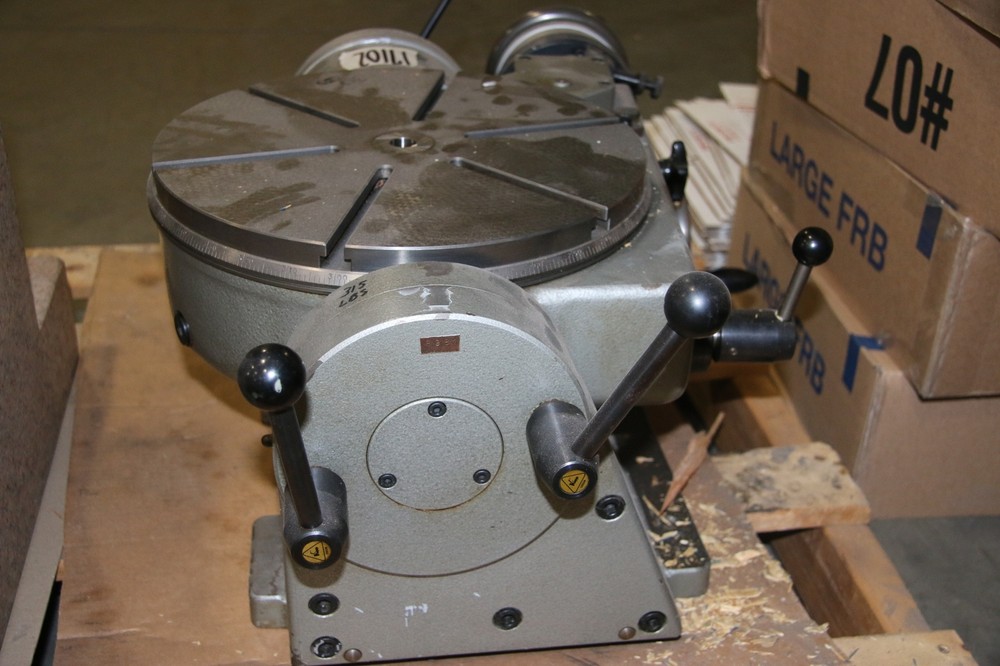 International Tool 13" Rotary Table - 17102