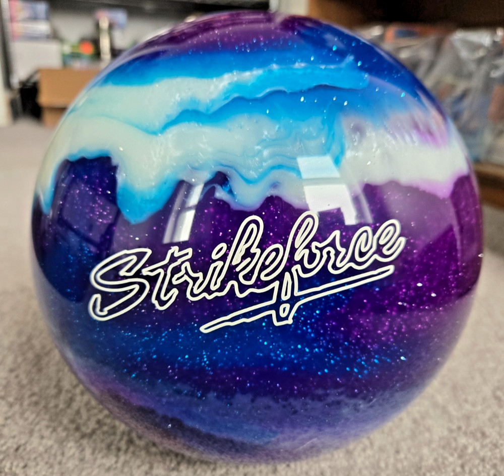 Strikeforce Plastic Ball - Purple/Royal/Silver