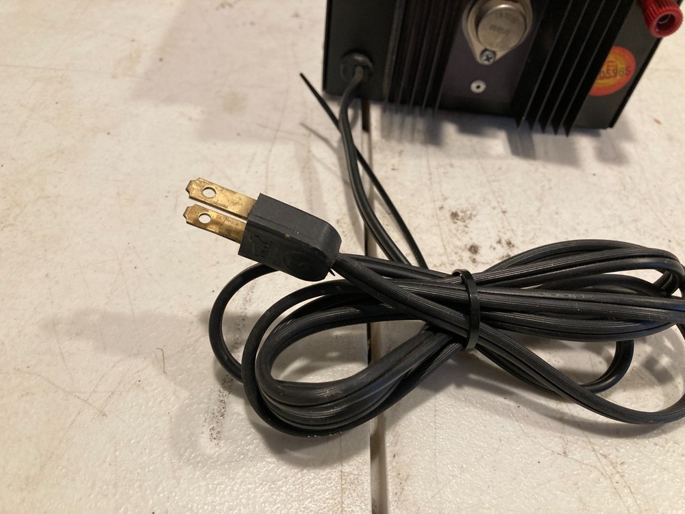 Thompson-CSF NPC 104R Regulated Power Supply ,