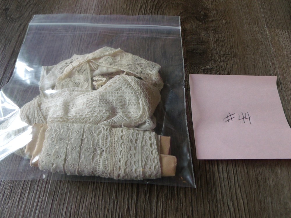 VINTAGE ANTIQUE SEWING  LACE #44