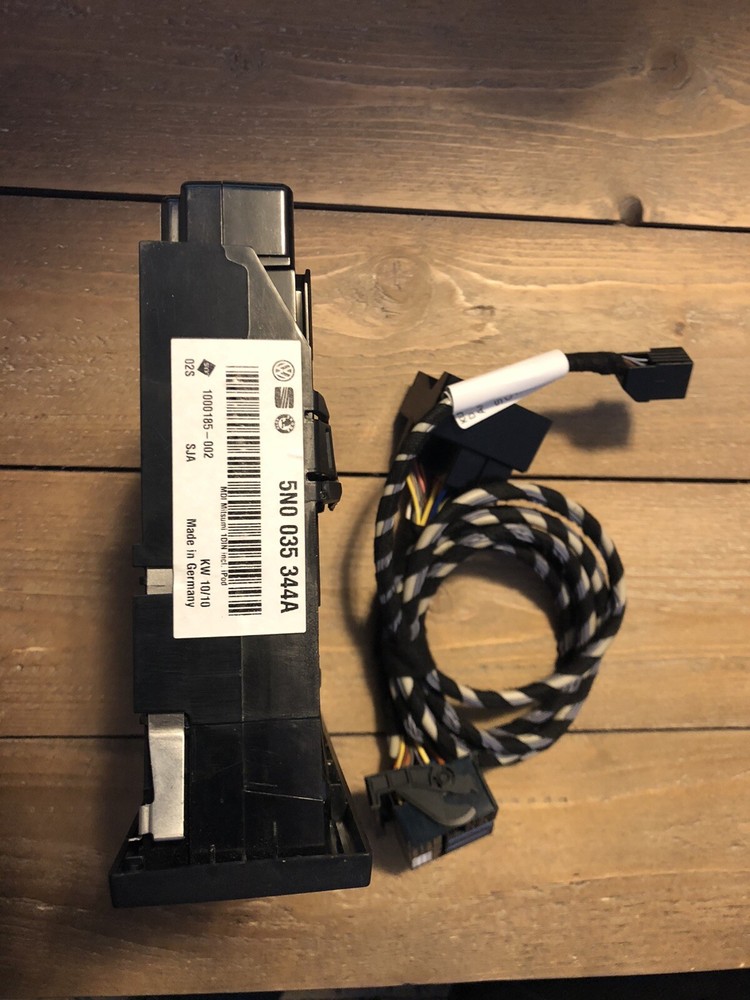 VW Volkswagen Media Device Interface (MDI) RNS510 RNS315 RNS