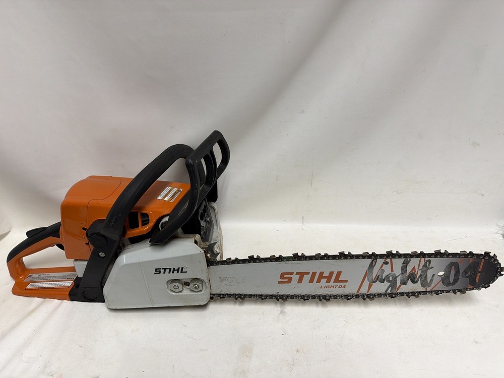 STIHL MS 250 GAS POWERED CHAINSAW