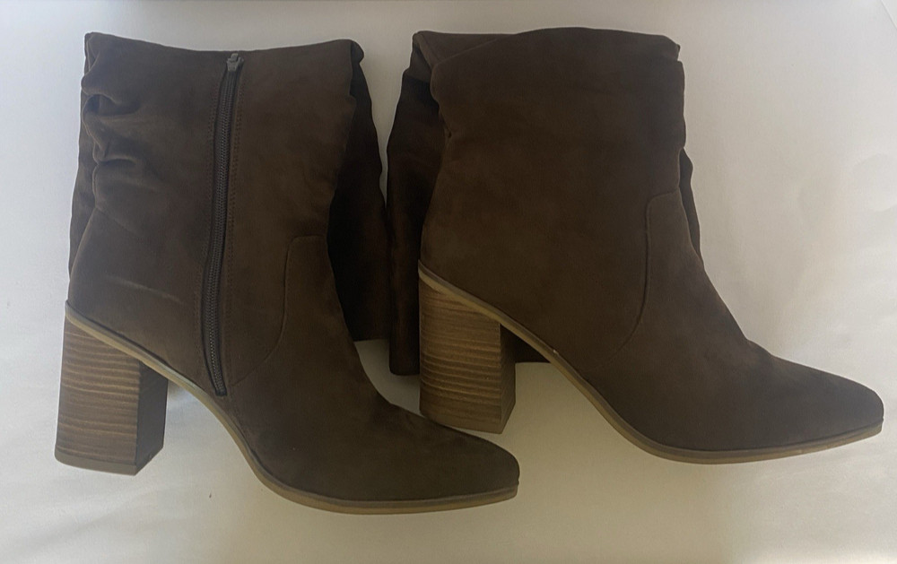 Universal Thread Brown Knee High Boots Side Zip Block Heel Size 11