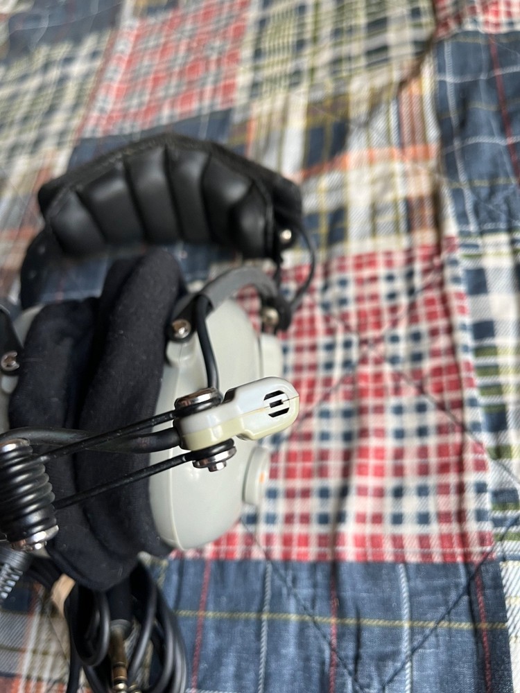 Softcomm Silver Edition C-60 Aviation Pilot Headset