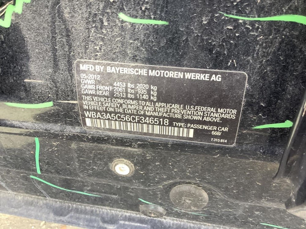 328I 2012 Glove Box 4577815