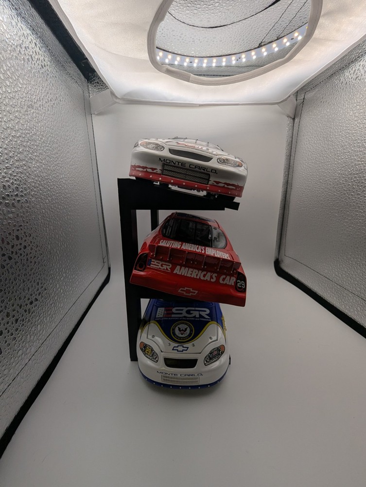 3D Printed 3 Tier 1/24 Diecast Display Stand (Blue)