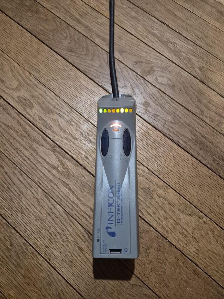 Inficon D-TEK Refrigerant Leak Detector