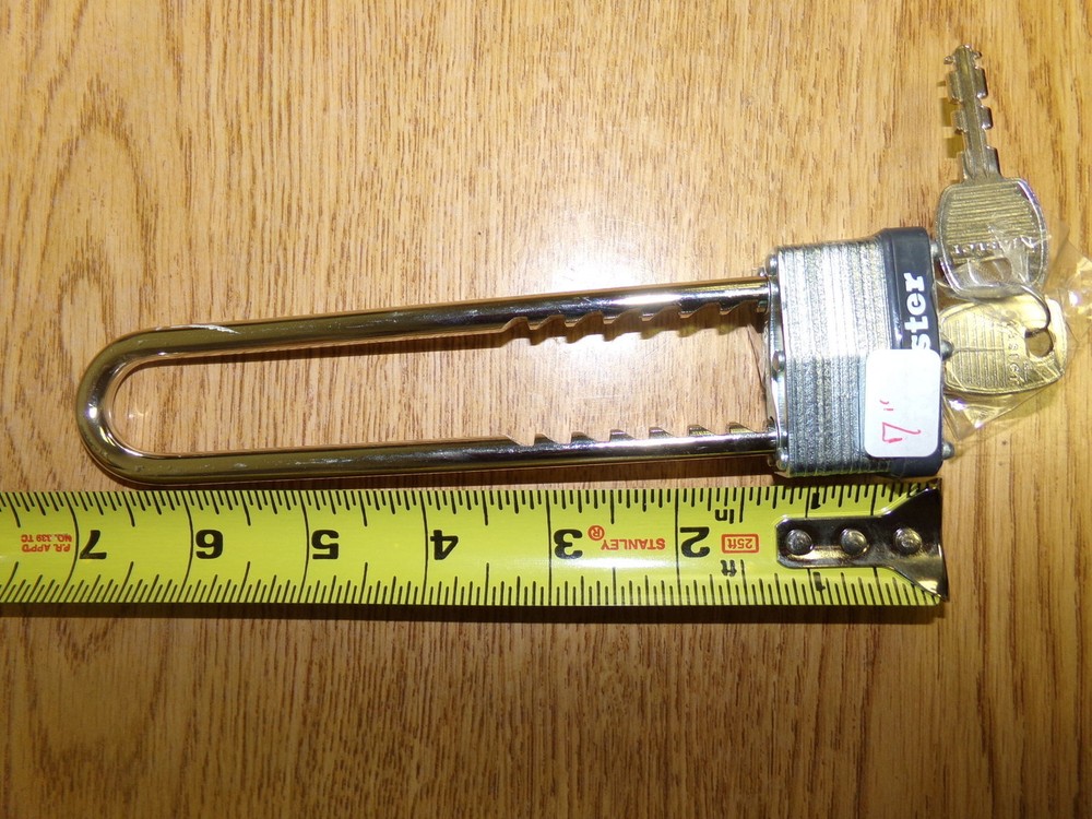 NEW Master Lock 7" Padlock with key  *FREE SHIPPING*
