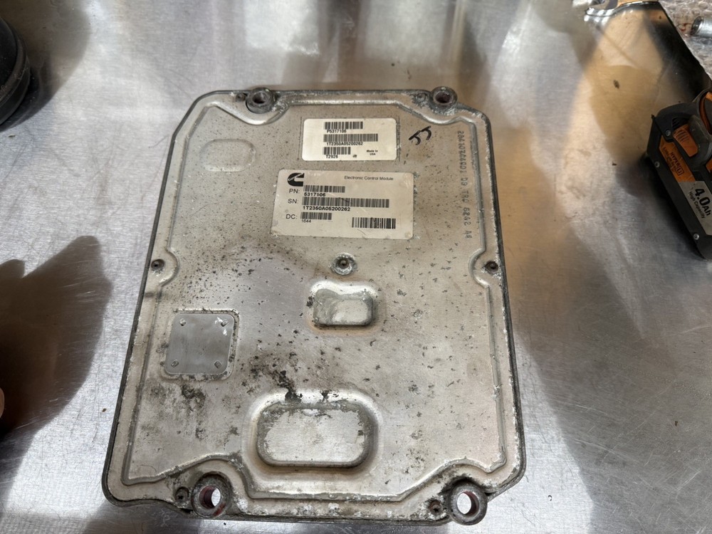 5317106 CUMMINS ISB-6.7 ENGINE CONTROL MODULE (ECM)