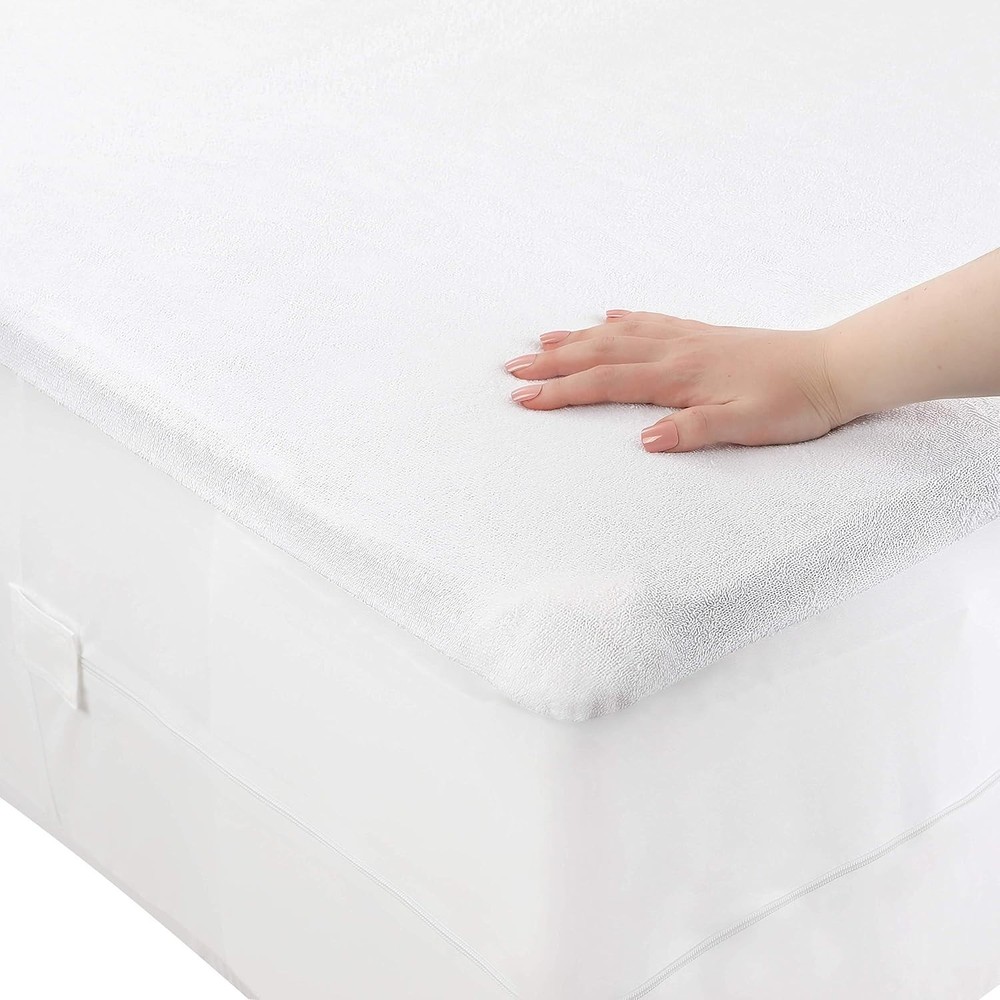 Breathable Noiseless Zippered Mattress Protector - Machine Washable Twin Size