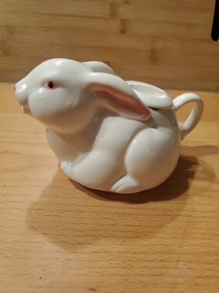 Vintage Bunny Rabbit Creamer Pitcher With Lid Ceramic Syrup Server Easter Decor