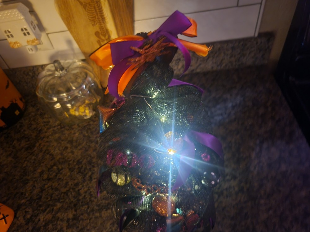 Jack O Lantern Halloween Tree Led Light Black Orange Deco Mesh