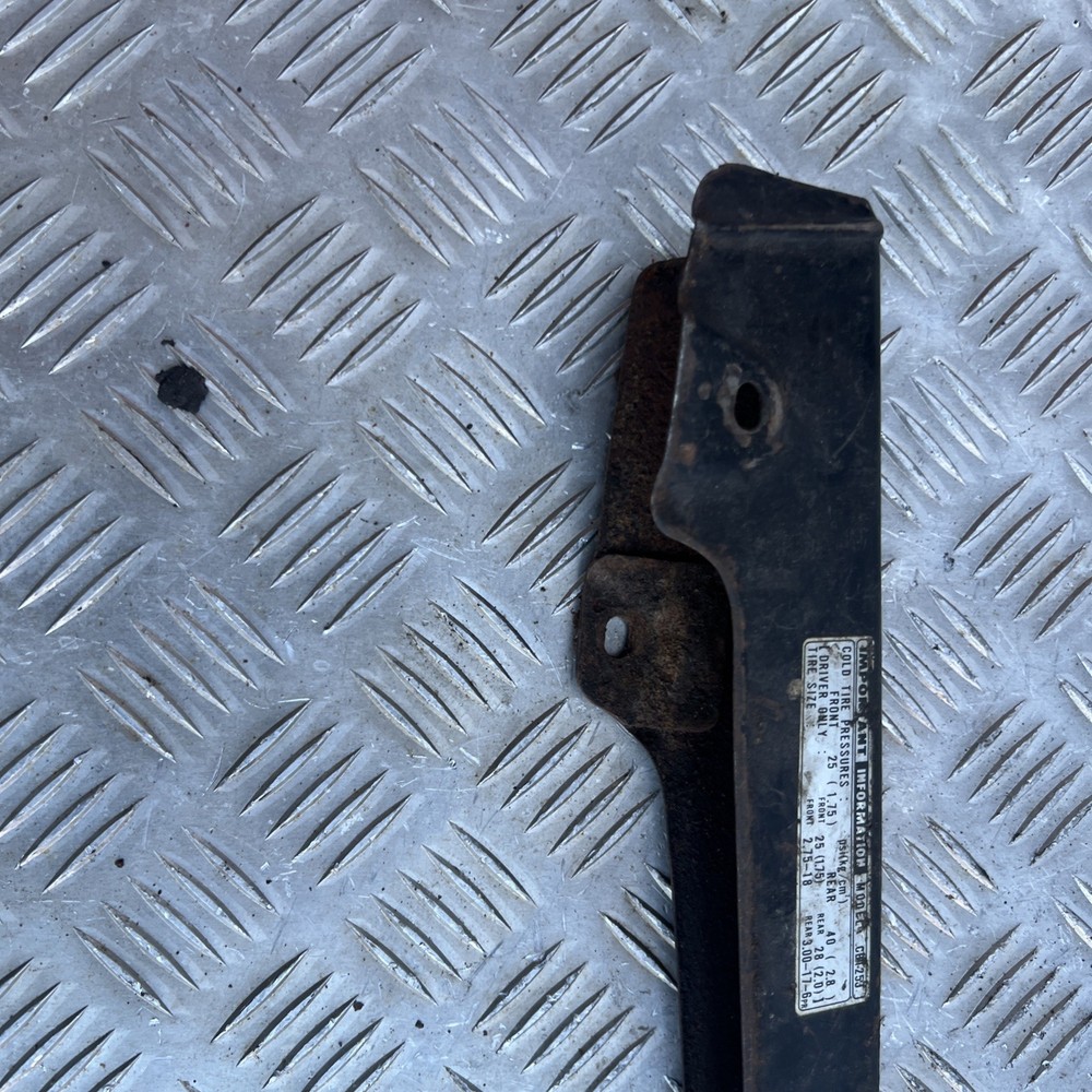 Honda cb125j chain guard