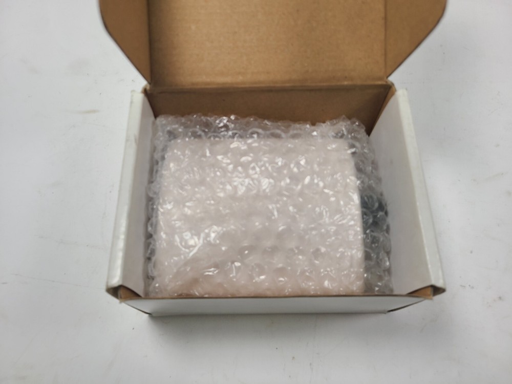 Dakota Micro_WA8P_WHITE_Panel Mount Directional Antenna_8DBI