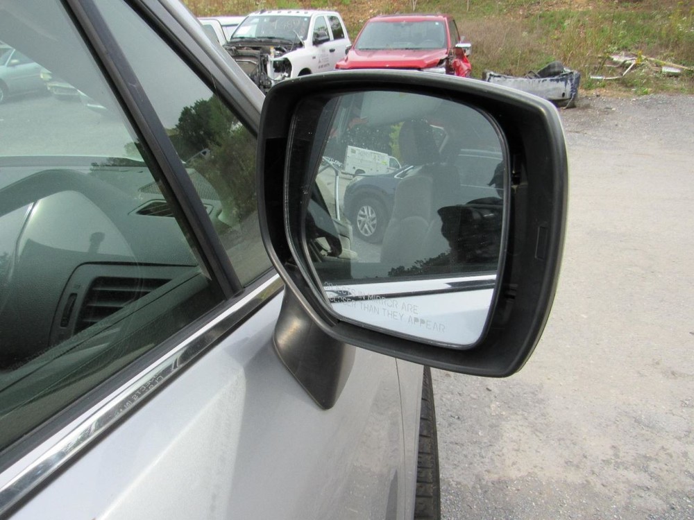 Camera/Projector Rear View Camera Gate Mounted Fits 14-16 FORESTER 1105123