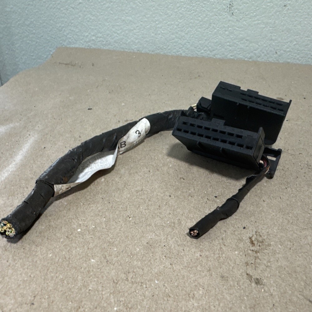 Dodge TCM Transmission Control Module P04896395AE Harness Connector Plug