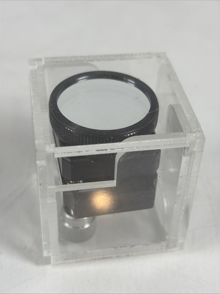 ThorLabs KMS/M Compact Optical Kinematic Mirror Mount