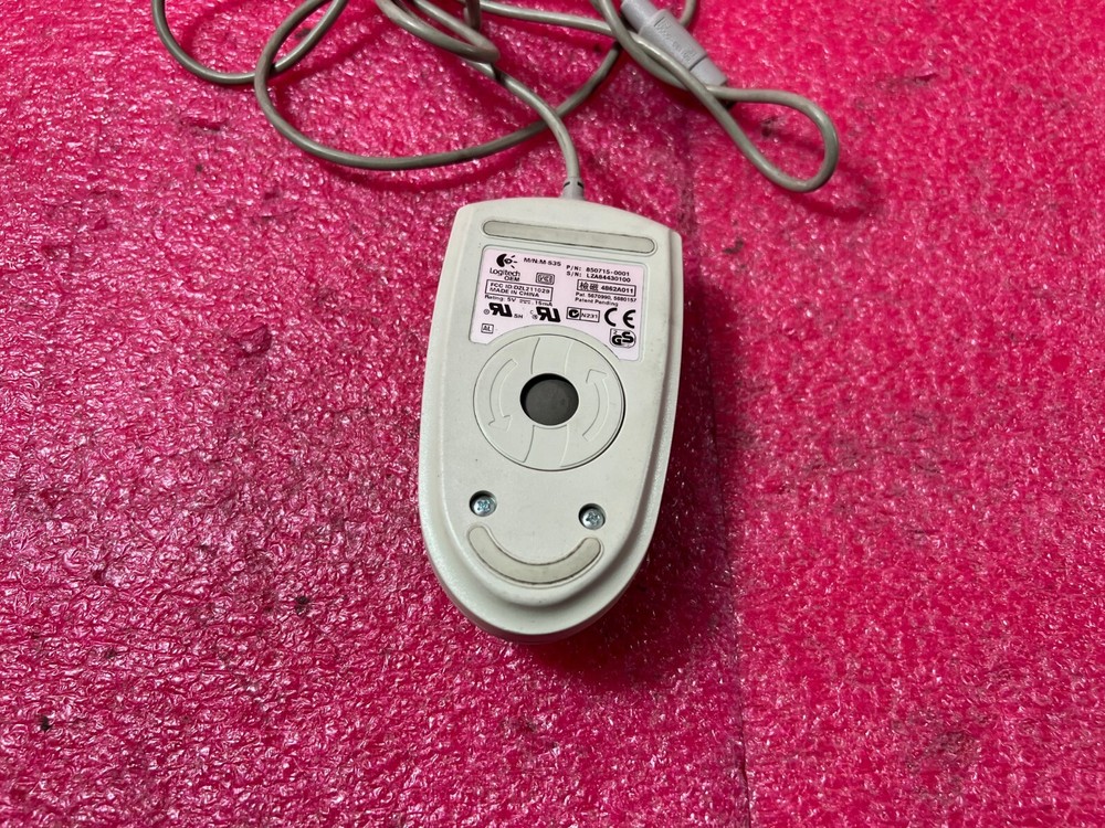 Agilent HP 1670D Deep Memory Logic Analyzer Accessories Logitech 850715-0001