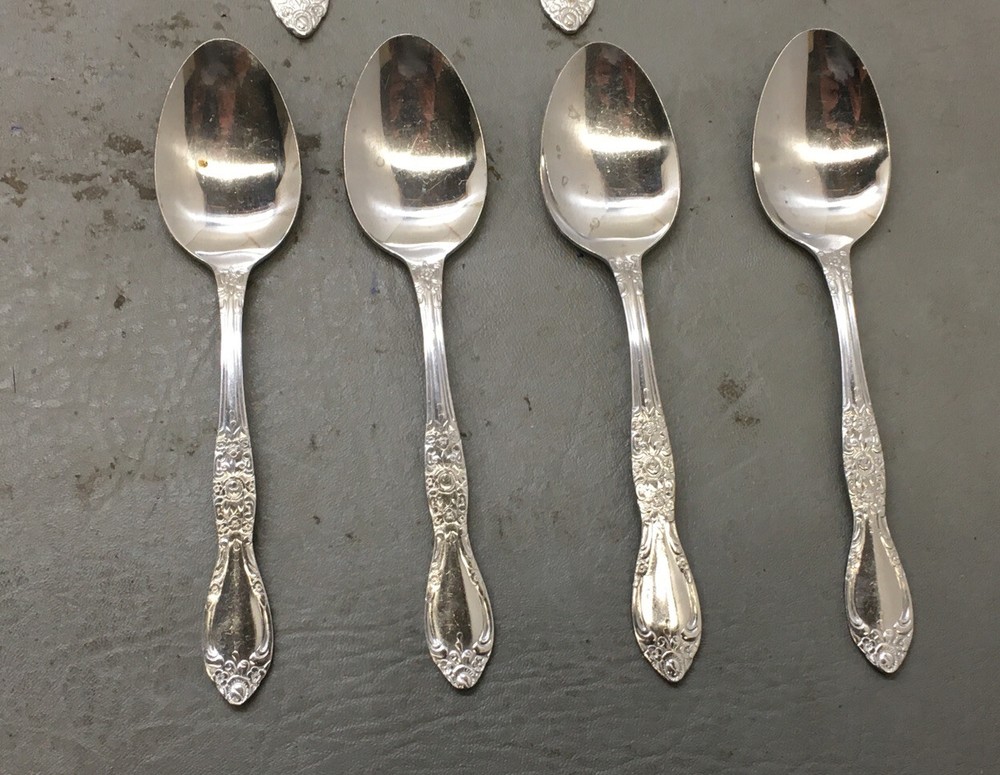 Oneida Silversmith Norhland Silversmith 50 Pc Set Missing 5 Utensils, Carolina