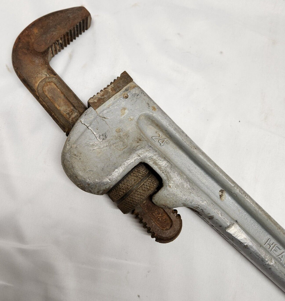 Trademaster 24" Aluminum Heavy Duty Pipe Wrench