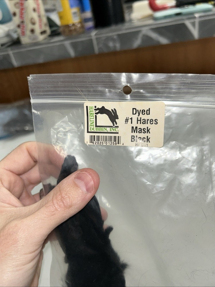 Harline Dubbin Dyed Hares Mask Black