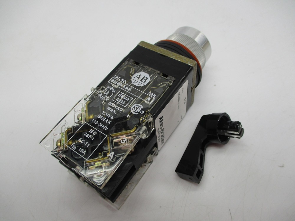 ALLEN BRADLEY 800MR-JK2UBK SER.C SELECTOR SWITCH BLACK NSMP