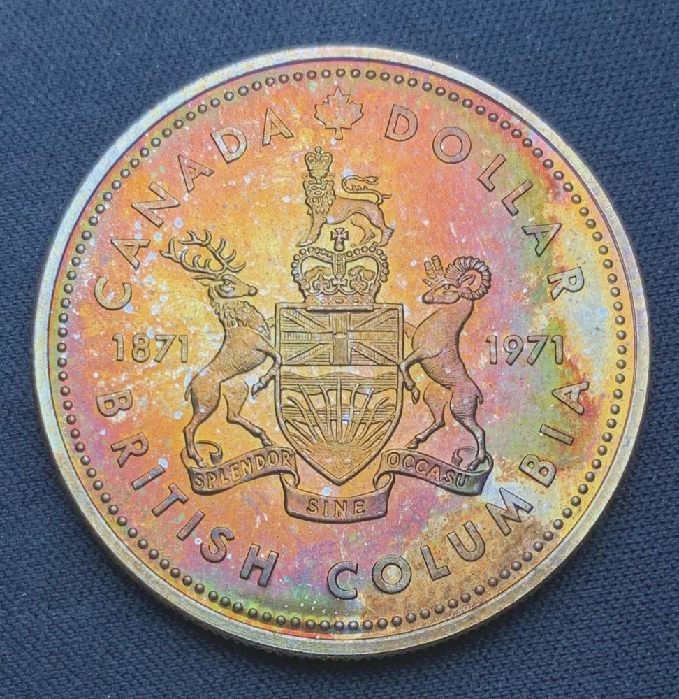 1971 Canada Silver Dollar $1 - Rainbow Toned