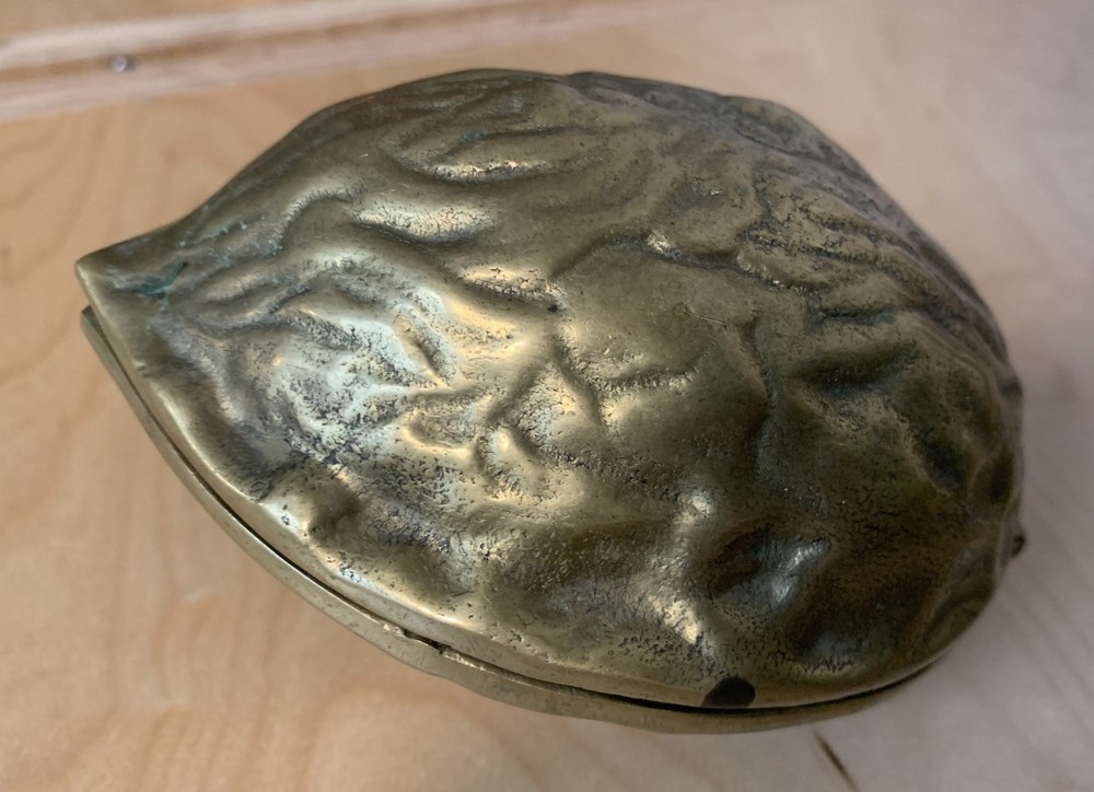 LARGE Walnut Shaped SOLID BRASS NUTCRACKER WALNUTS Opens To Crack Your Nuts 5”