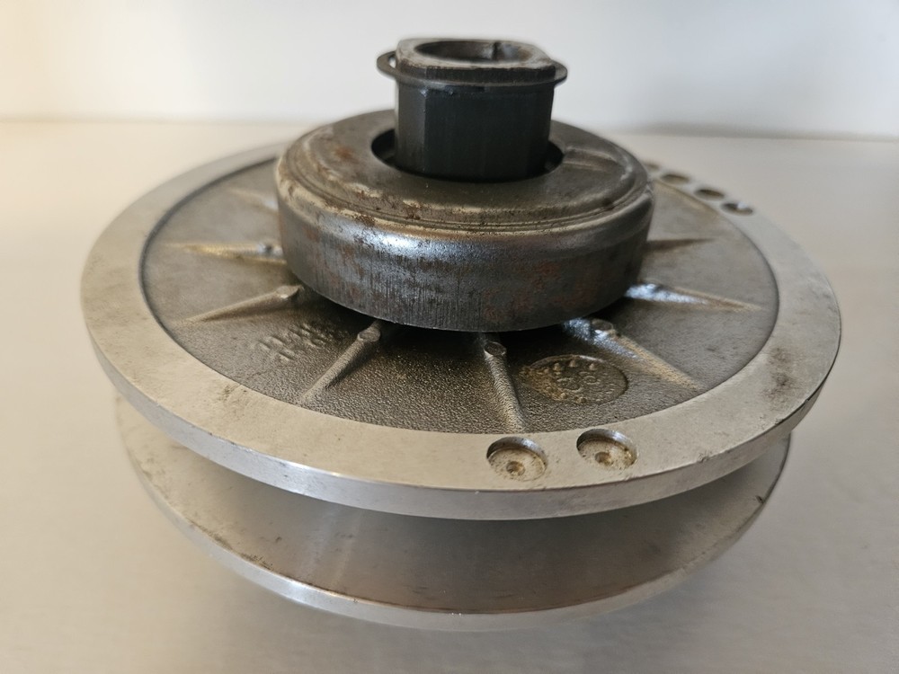 LENZE 11.213.13.16.910  19mm Bore VARIABLE SPEED PULLEY