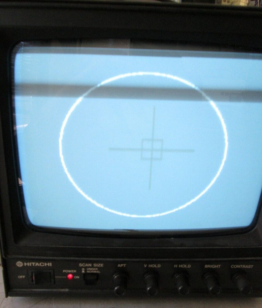 Video display with target graticules Hitachi VM921U Composite video Alignment