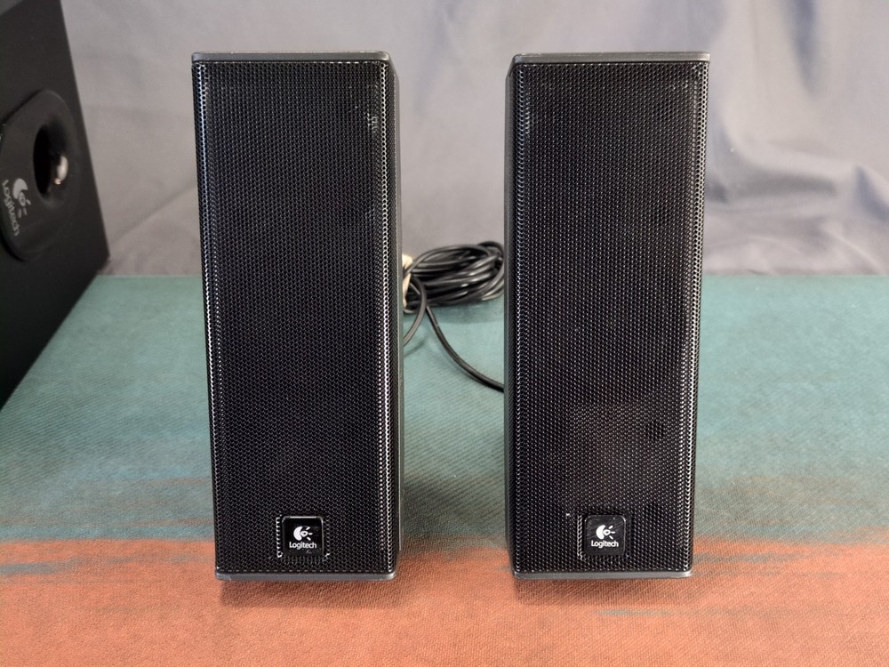 Logitech X-240 Computer PC Speakers with Subwoofer System 2.1 TESTED