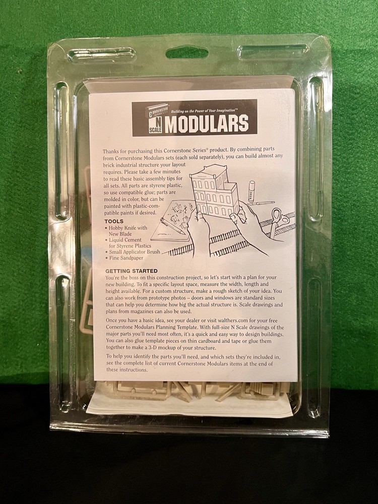 N Scale Cornerstone Modulars Foundation & Loading Docks -933-3283 NEW