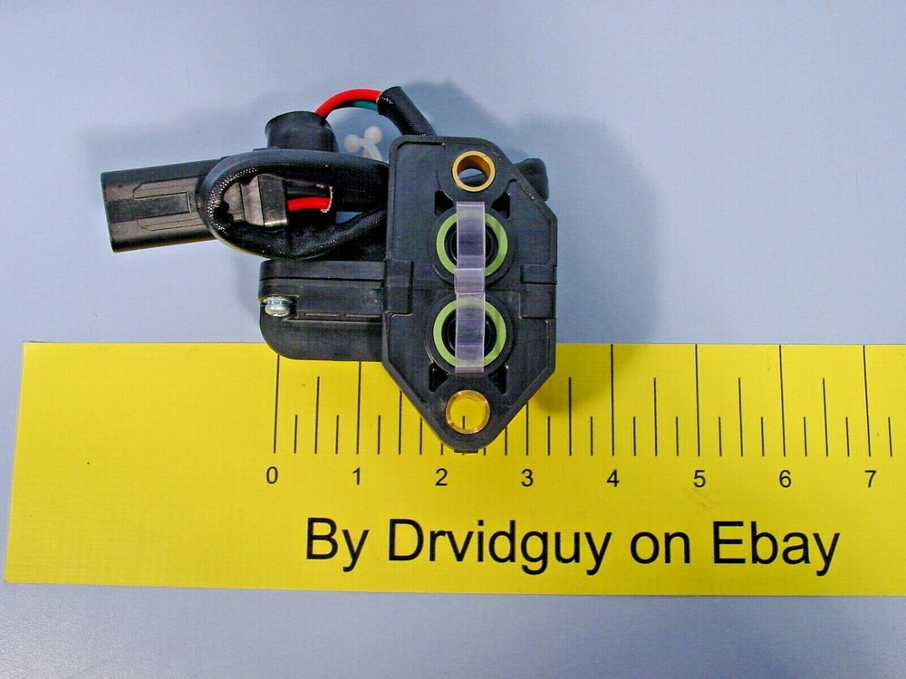 *John Deere DZ105915 Pressure Sensor for 13.5L Powertech Engine