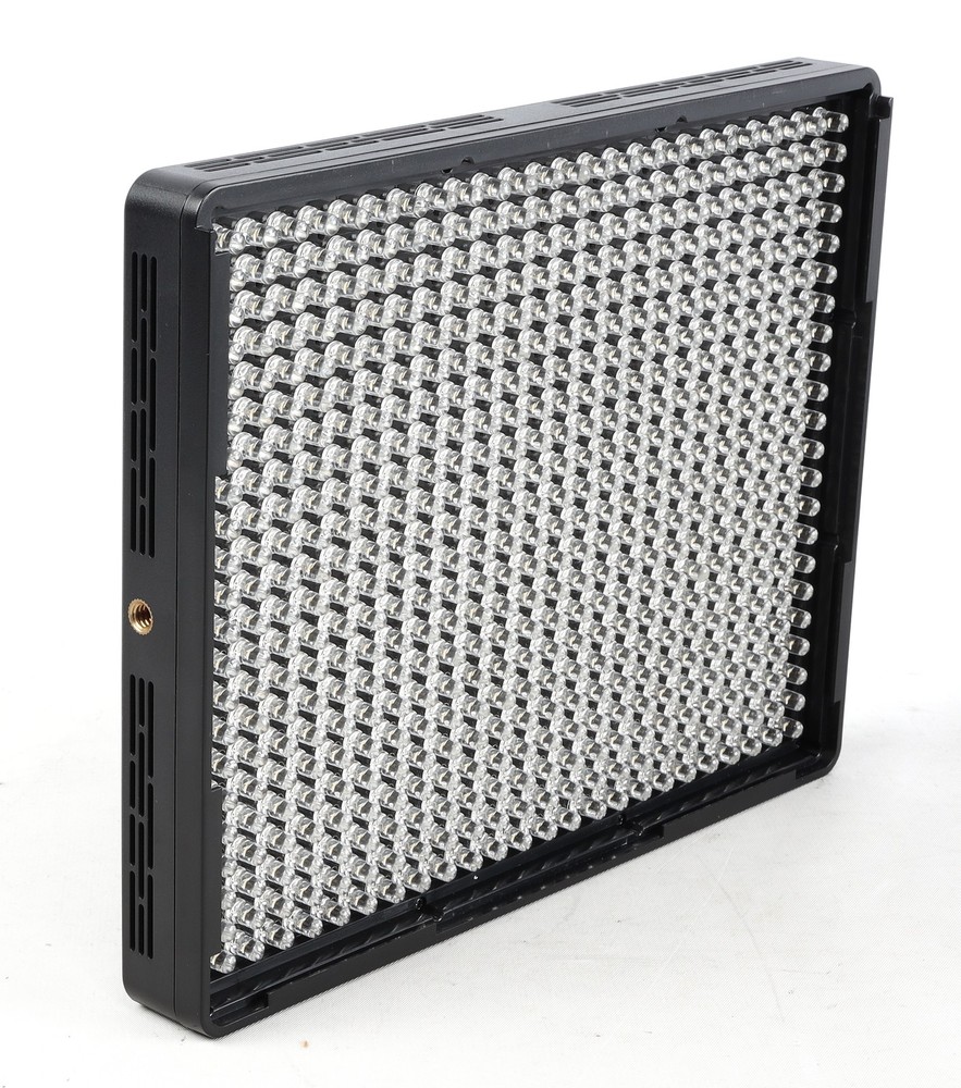 Aputure Amaran AL-528S Daylight LED Spot Light, with Accessories