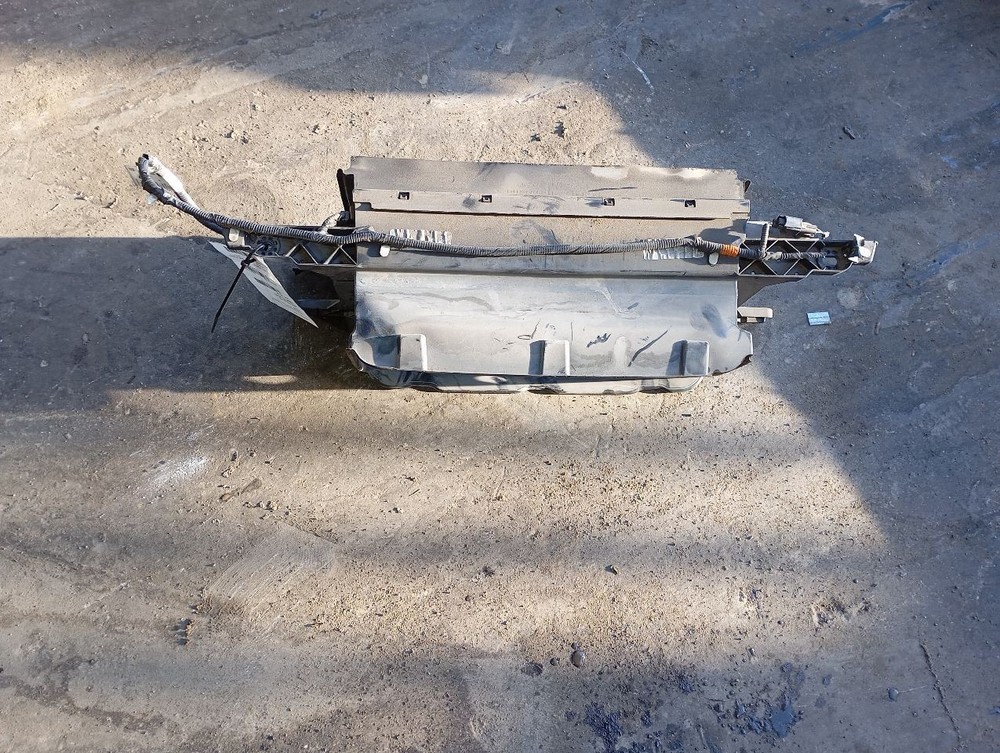 F150      2016 Air Shutter 4079891