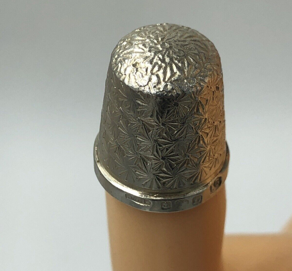 Antique Solid Silver Thimble The Spa Henry Griffith & Son Birmingham 1928 Boxed