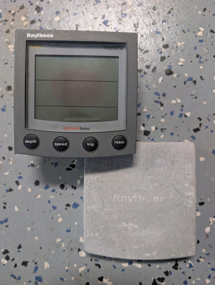 Raymarine ST60 Tridata Instrument Display - A22017