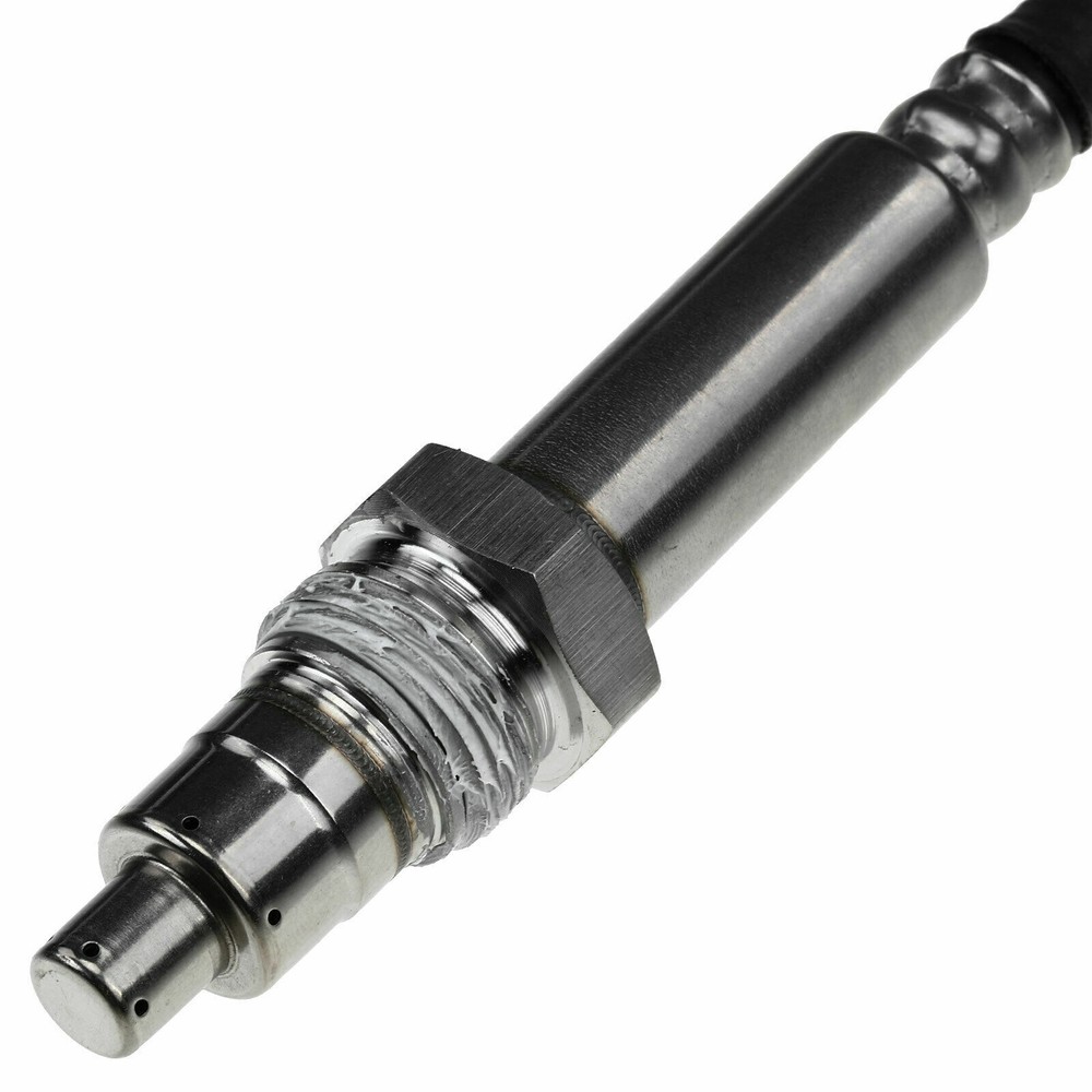 ISX Nitrogen Oxide Sensor NOx Sensor for Cummins 3687930 (NITROGEN OXIDE) 96740B