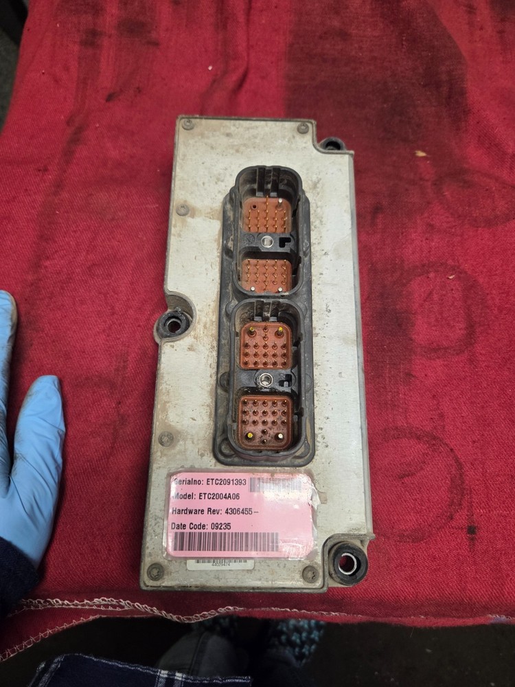 TRANSMISSION CONTROL MODULE TCM ,ECU ETC2091393, ETC2004A06, 09235  MUST PROGRAM