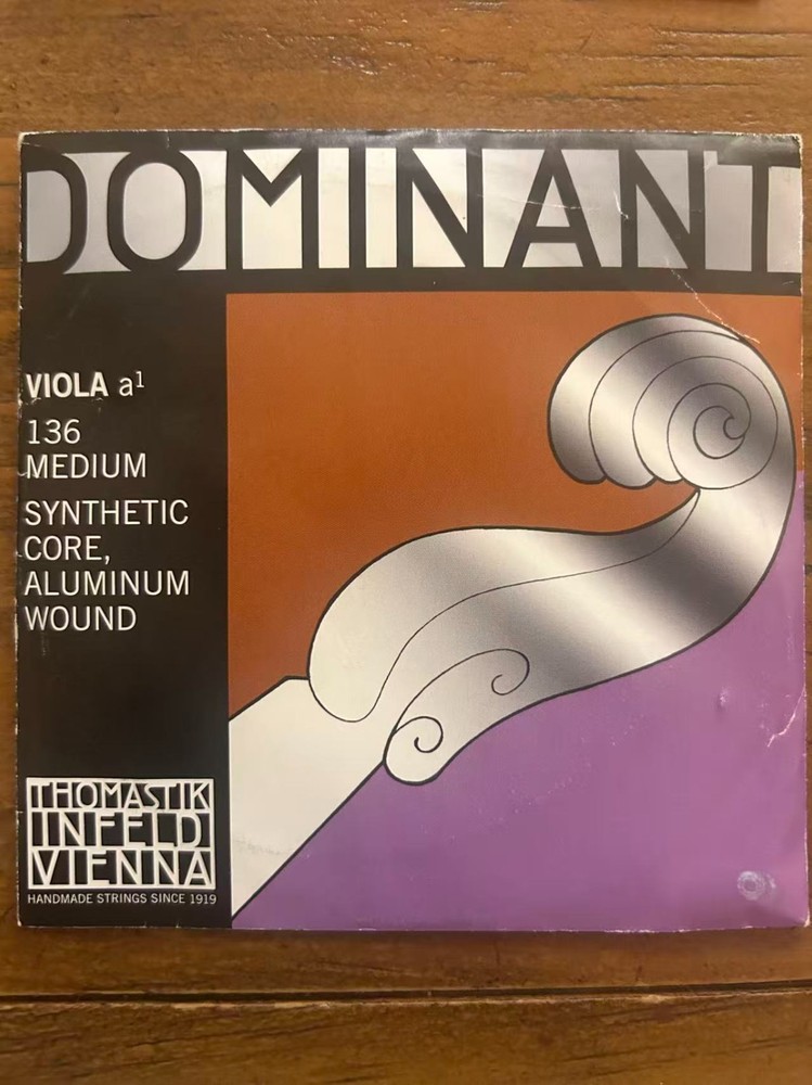 Dr Thomastik Dominant Viola a String (136)