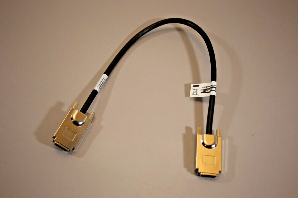 Genuine Extreme Networks Summit 250084-00 0.5M Stacking Cable