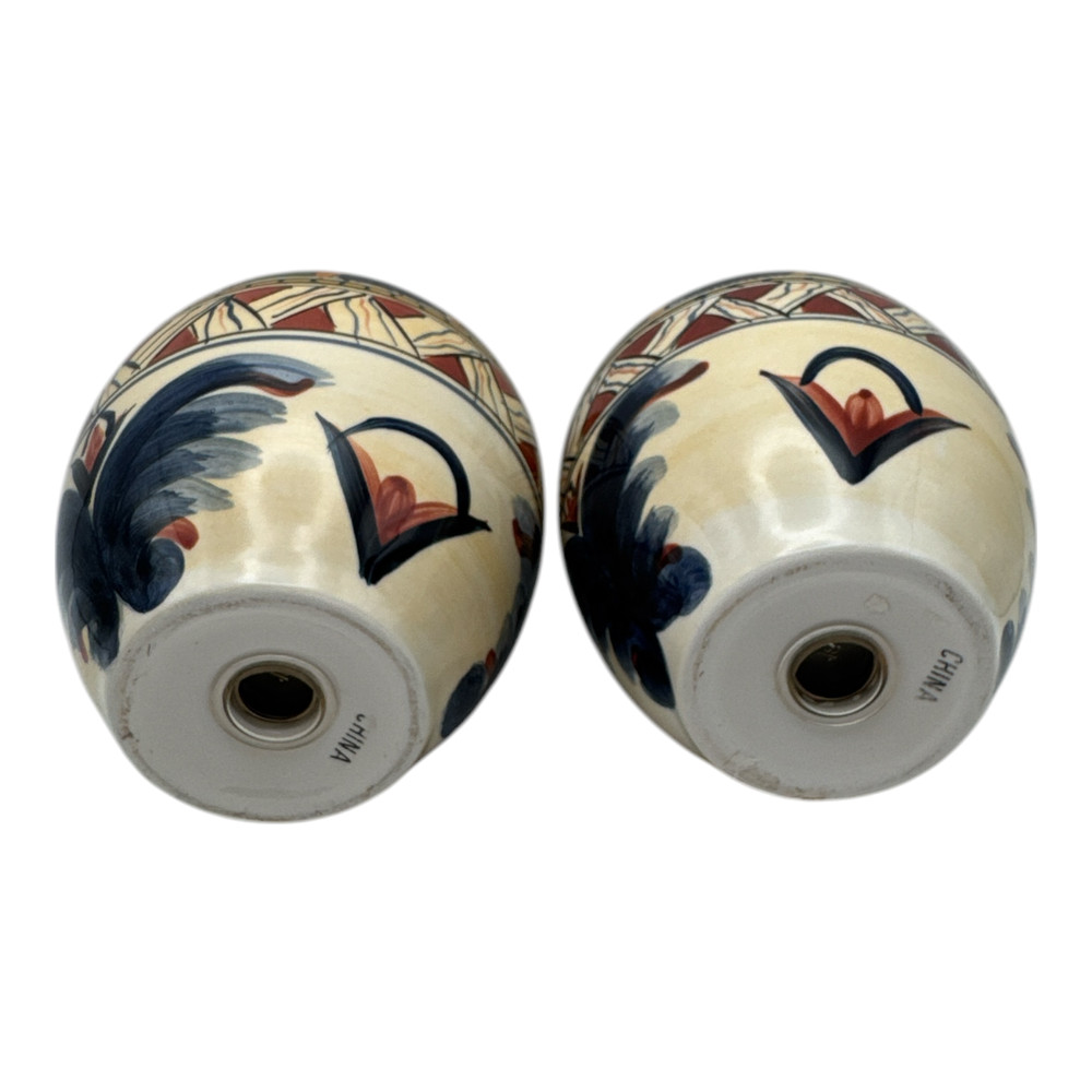 Tabletops Unlimited Deruta Hand Painted Oversized Salt Pepper Shaker Set EUC