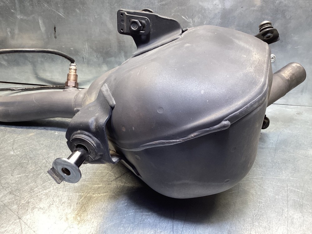 2015 Yamaha YZFR3 R3 Exhaust Pipe Header & Mounting Hardware